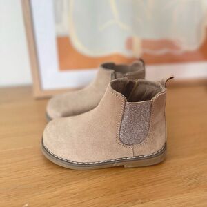 Kids Tan Chelsea Boots